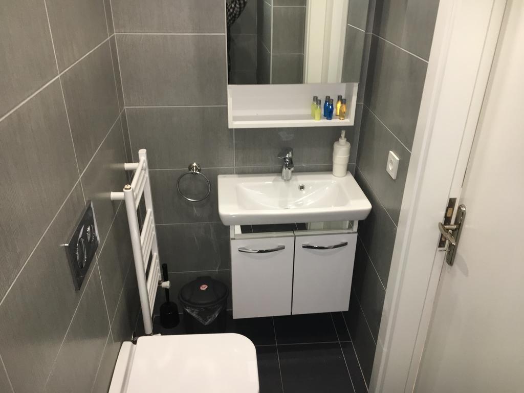 بويوكادا Cicekli Yali Hotel الغرفة الصورة