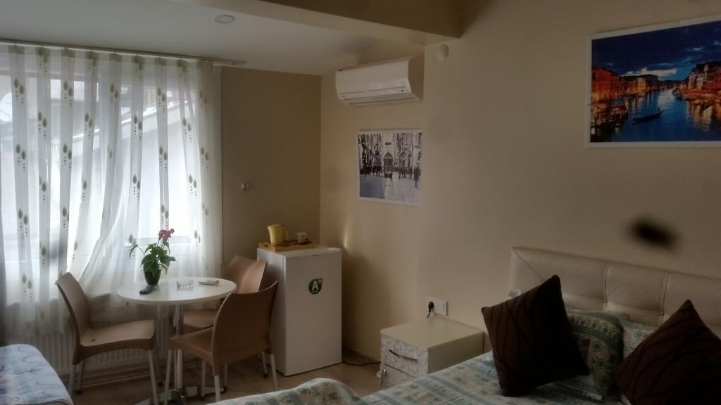 بويوكادا Cicekli Yali Hotel المظهر الخارجي الصورة